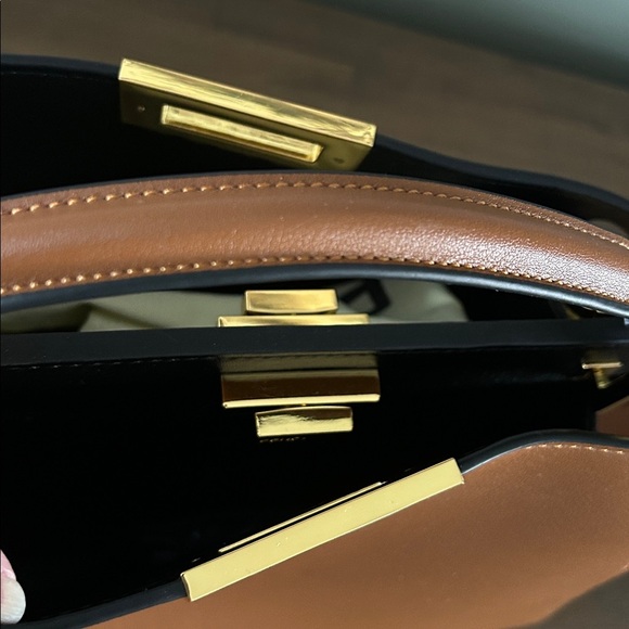 Peekaboo Bag Caramel & Black NEW - Picture 10 of 17